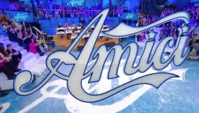 l'ex allieva di amici si ferma