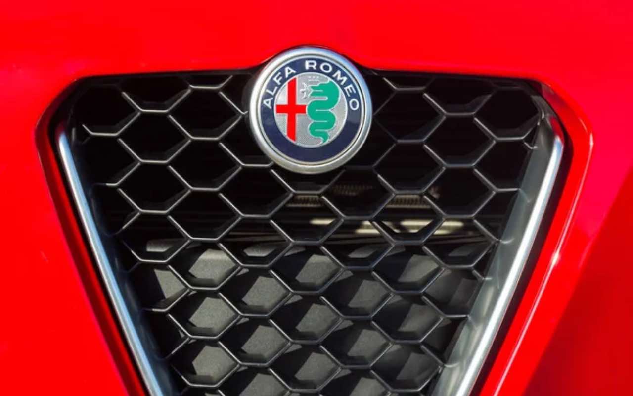 Fronte di un'Alfa Romeo